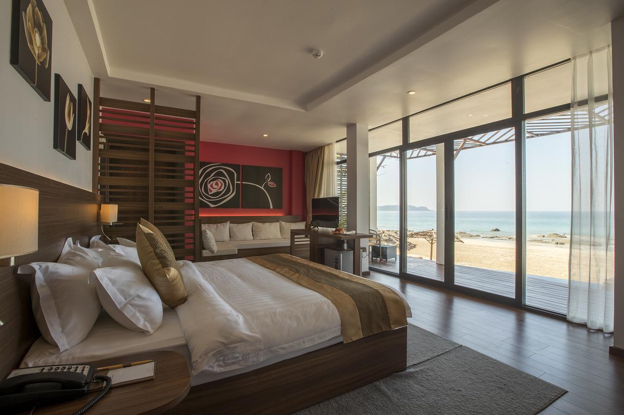 Bt Bay Hotel Нгапали Экстерьер фото